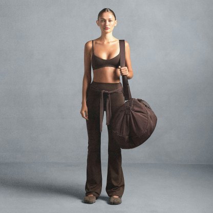 NikeSKIMS MATTE SLIM FLARE LEGGING - DARK SEPIA - image 15