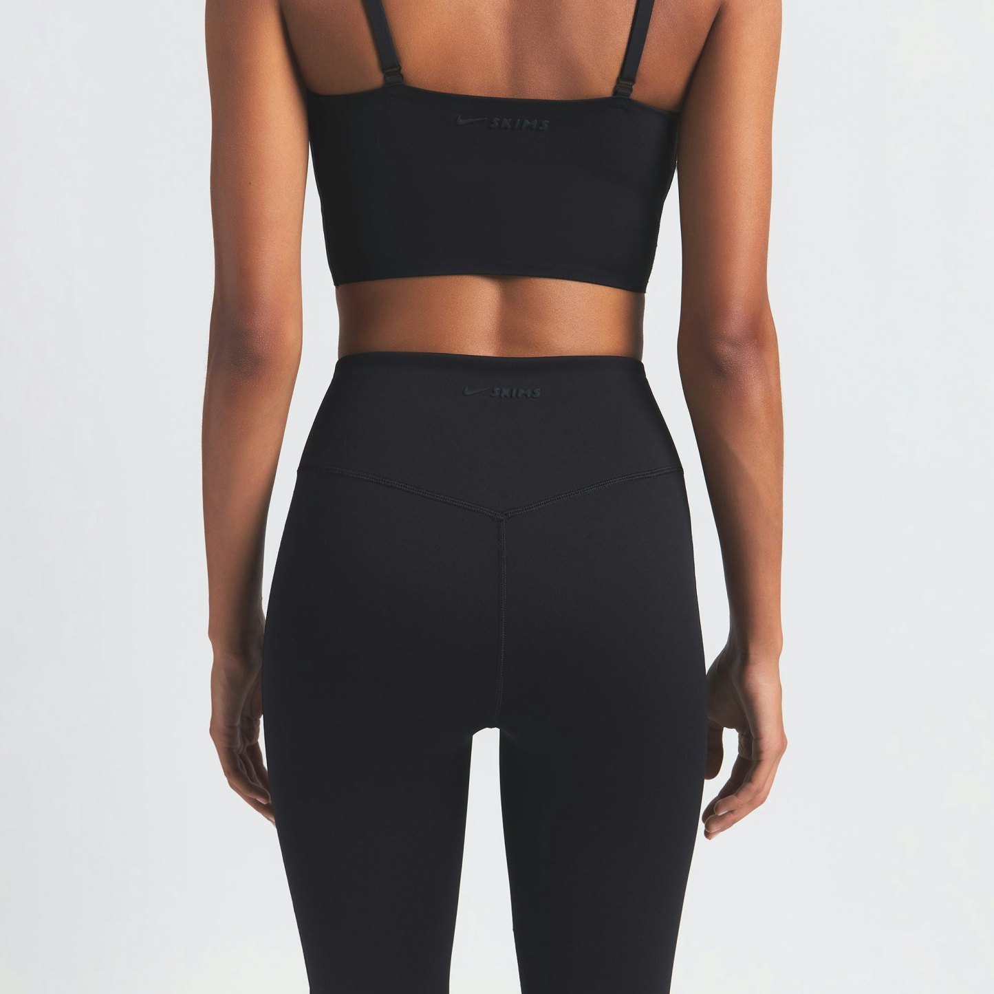NikeSKIMS MATTE SLIM FLARE LEGGING - OBSIDIAN - image 5