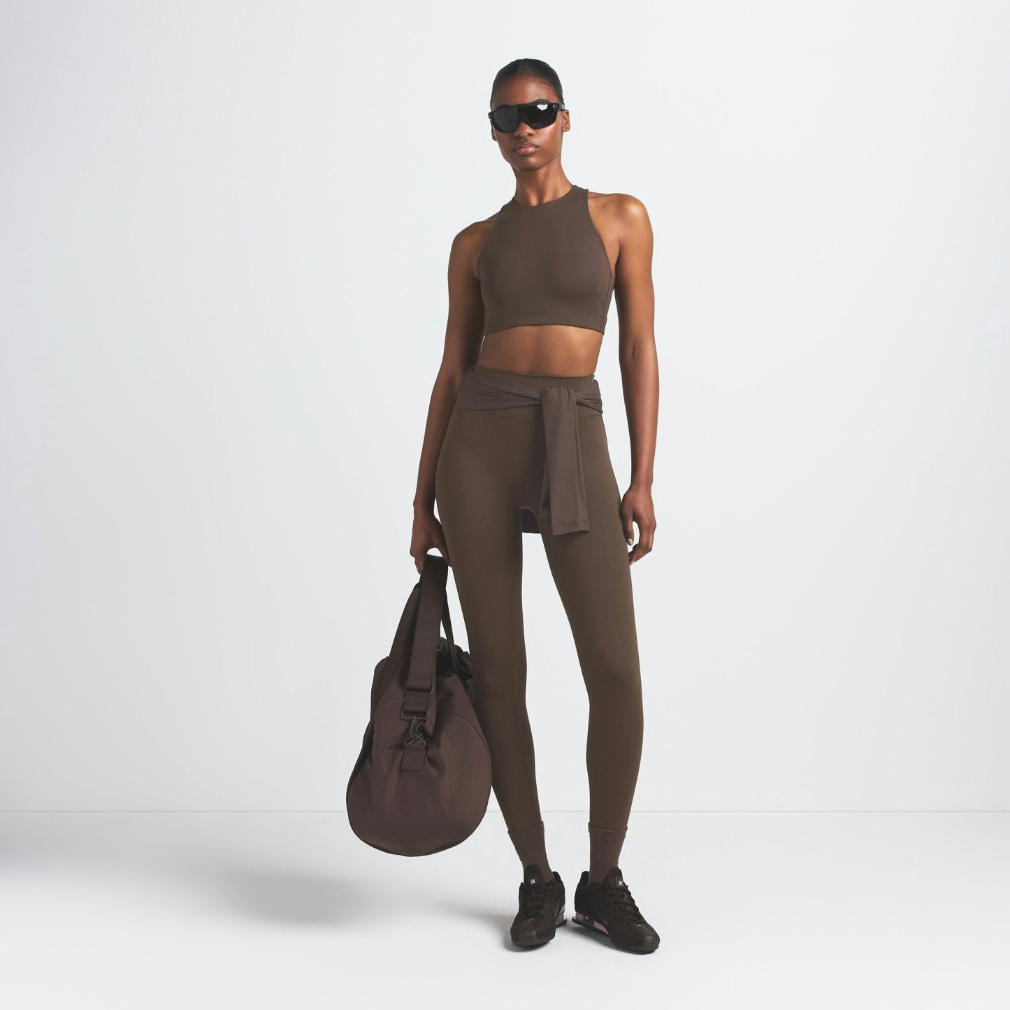 NikeSKIMS MATTE 29" LEGGING - DARK SEPIA - image 9