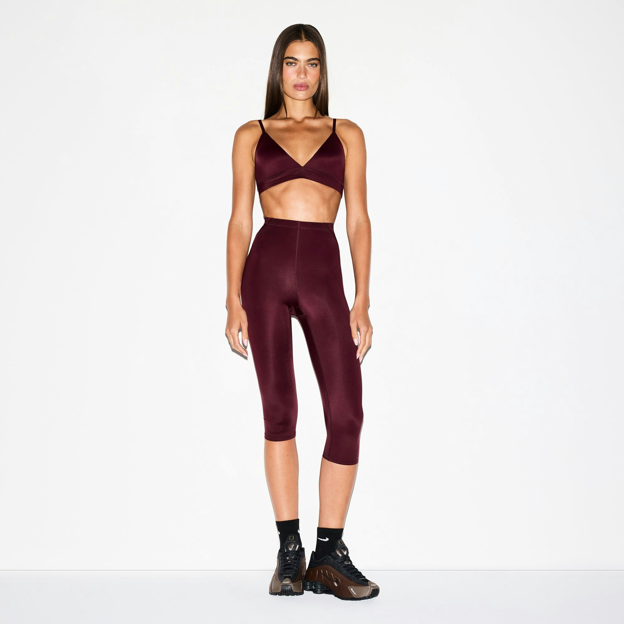NikeSKIMS SHINE DRAWCORD CROP 17" LEGGING - CURRANT - image 21