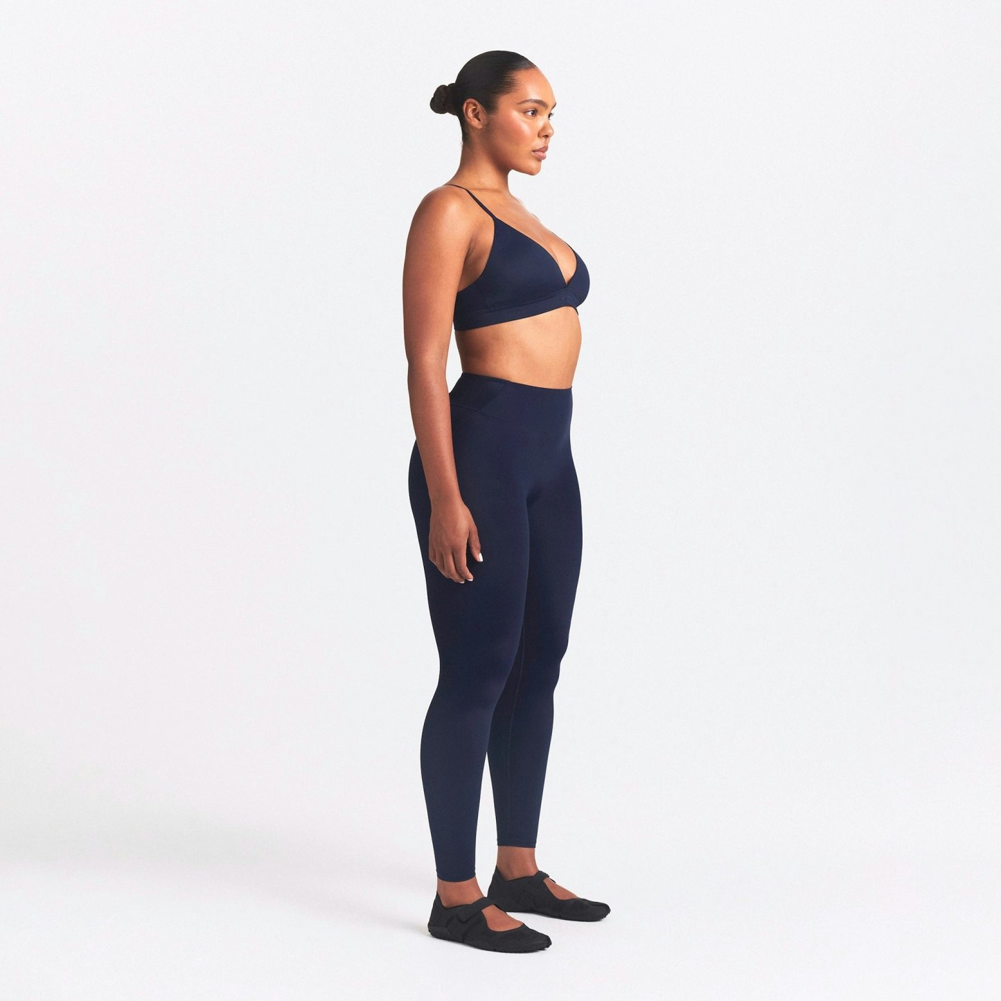 NikeSKIMS SHINE BONDED WAIST 26" LEGGING - NAVY - image 29