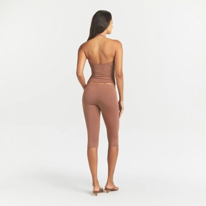 SMOOTH LAYERS HIGH-WAISTED CAPRI - NUTMEG - image 3