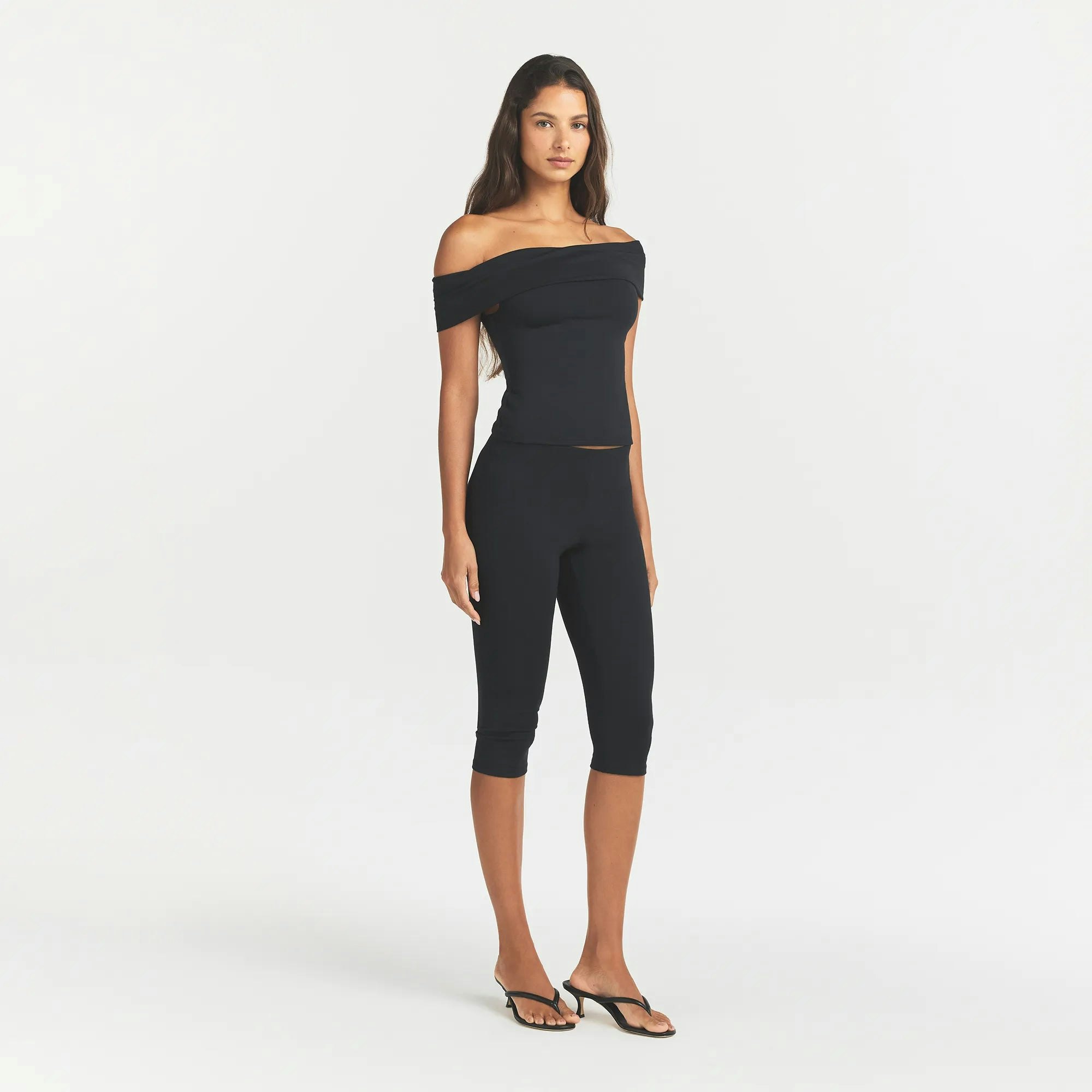 SMOOTH LAYERS HIGH-WAISTED CAPRI - OBSIDIAN - image 8
