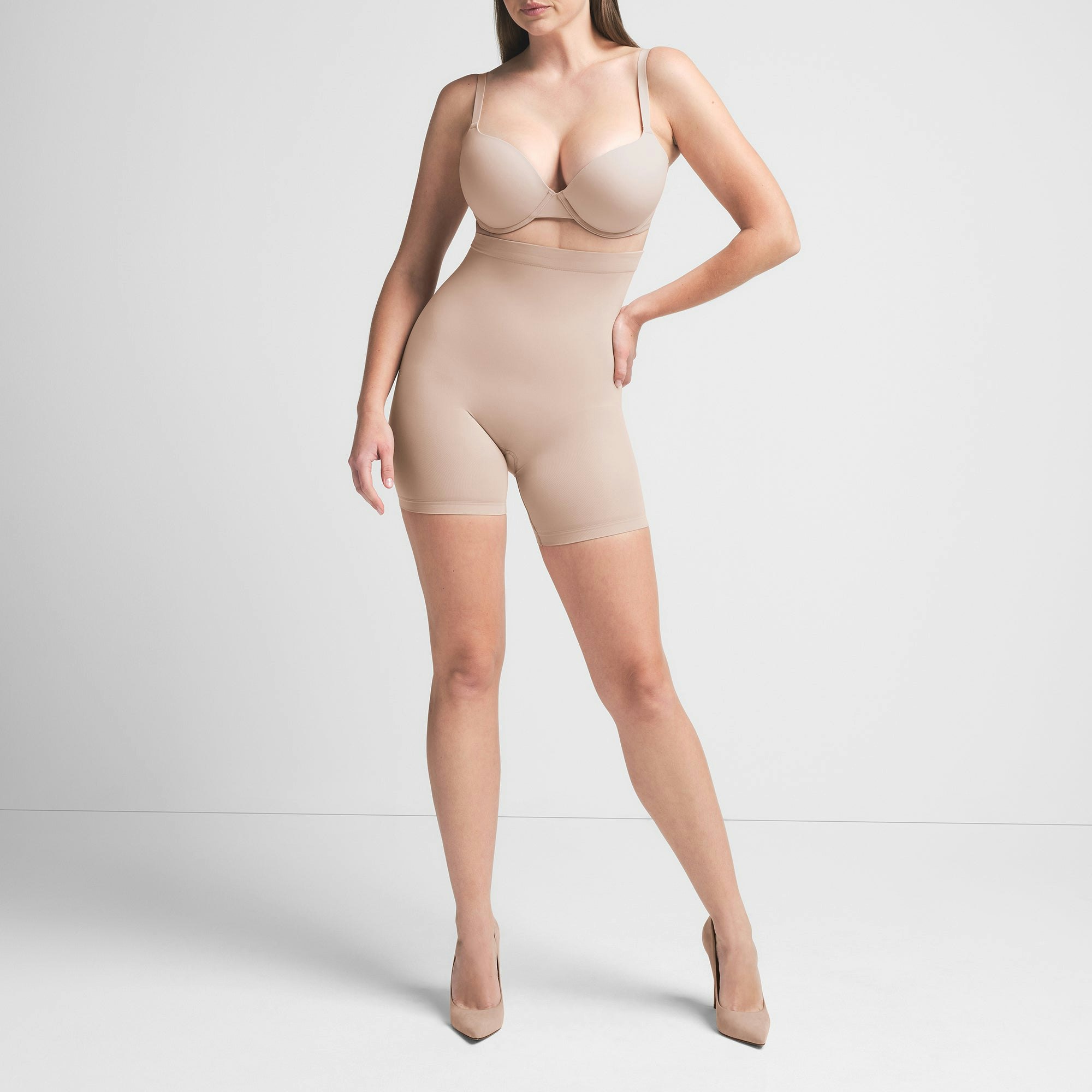 SEAMLESS SCULPT MID THIGH SHORT - MICA