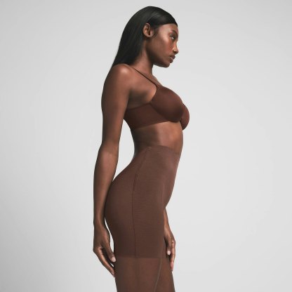 SHEER SCULPT LOW BACK SHORT - COCOA