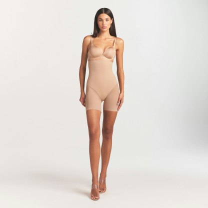 POWER MESH SHAPEWEAR CORE SCULPT HIGH-WAISTED MID THIGH SHORT - CLAY