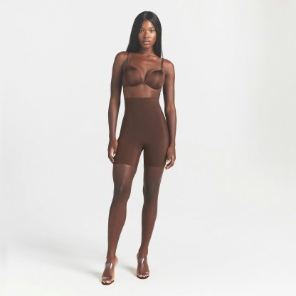 COOL SHAPEWEAR HIGH-WAISTED SHORT - COCOA
