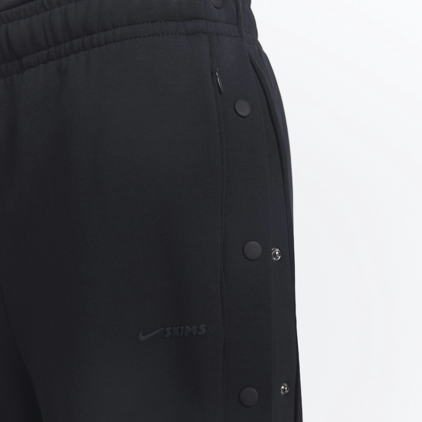 NikeSKIMS MATTE TRICOT SIDE SNAPS PANT - OBSIDIAN - image 4