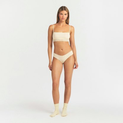 LIGHTWEIGHT COTTON LACE BRIEF - BUTTER TONAL