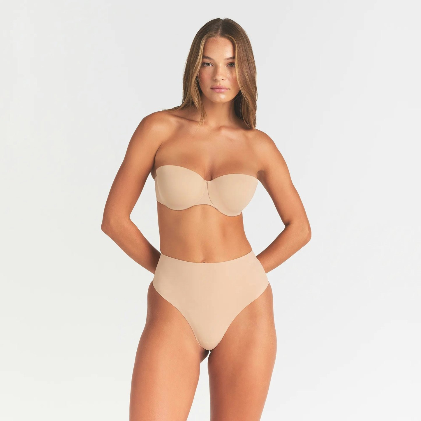 SMOOTHING INTIMATES STRAPLESS BRA - CLAY - image 2