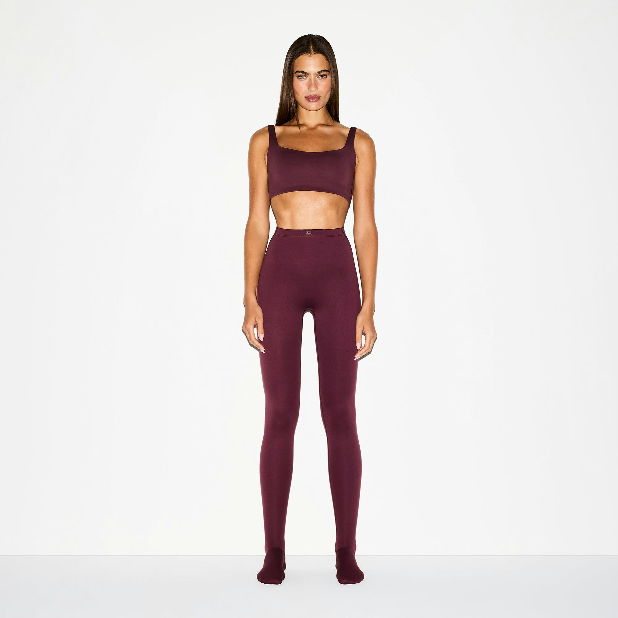 NikeSKIMS MATTE SCOOP NECK BRA - CURRANT - image 32