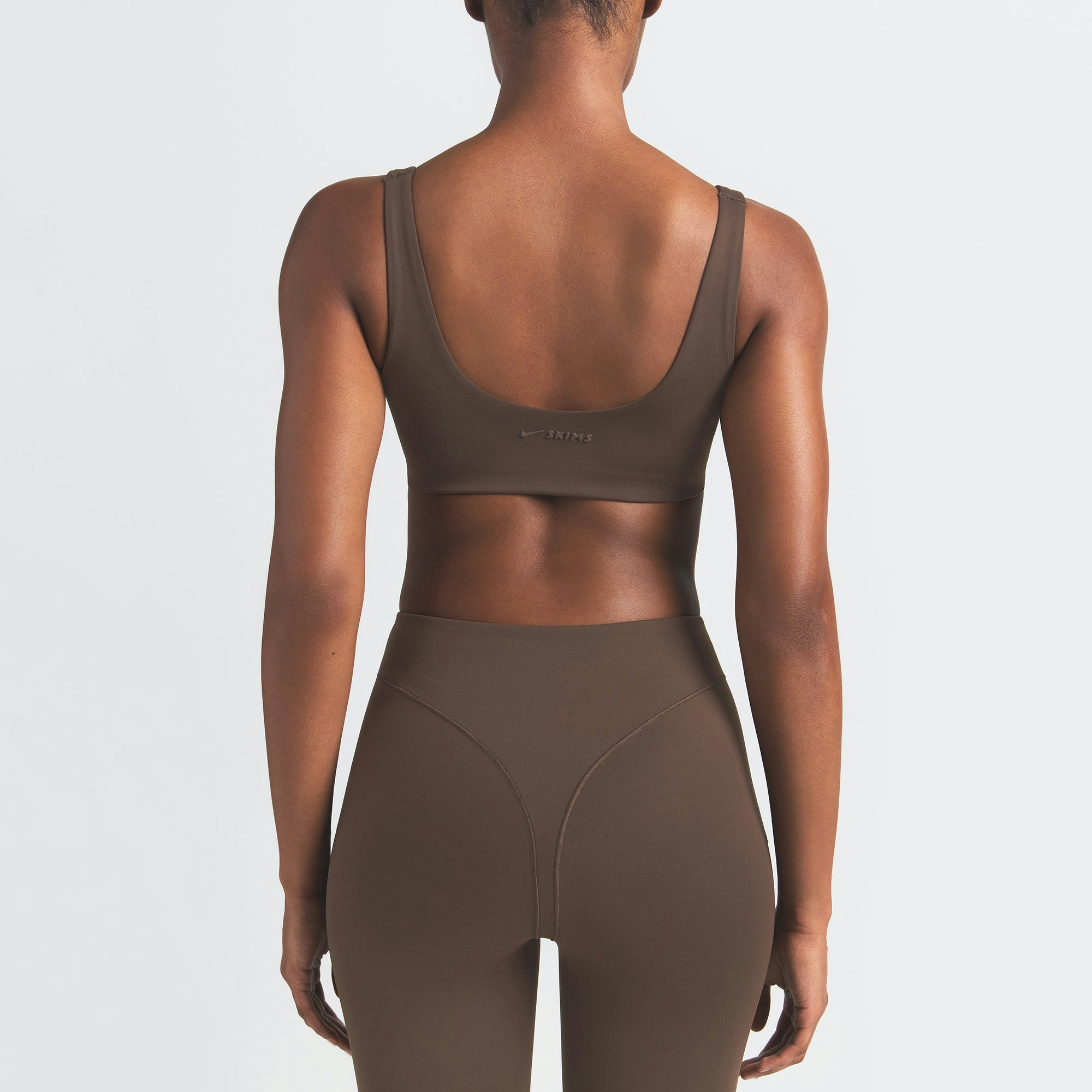 NikeSKIMS MATTE SCOOP NECK BRA - DARK SEPIA - image 19