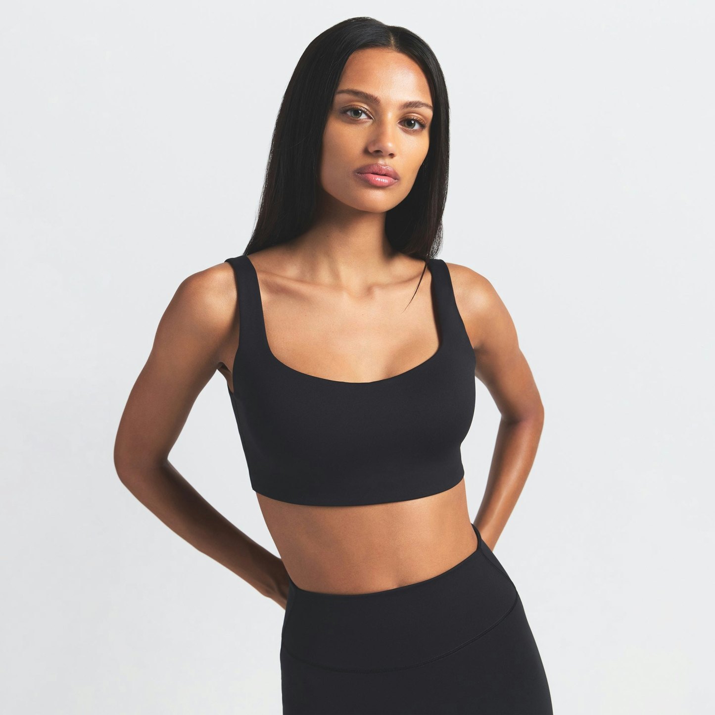 NikeSKIMS MATTE SCOOP NECK BRA - OBSIDIAN - image 2