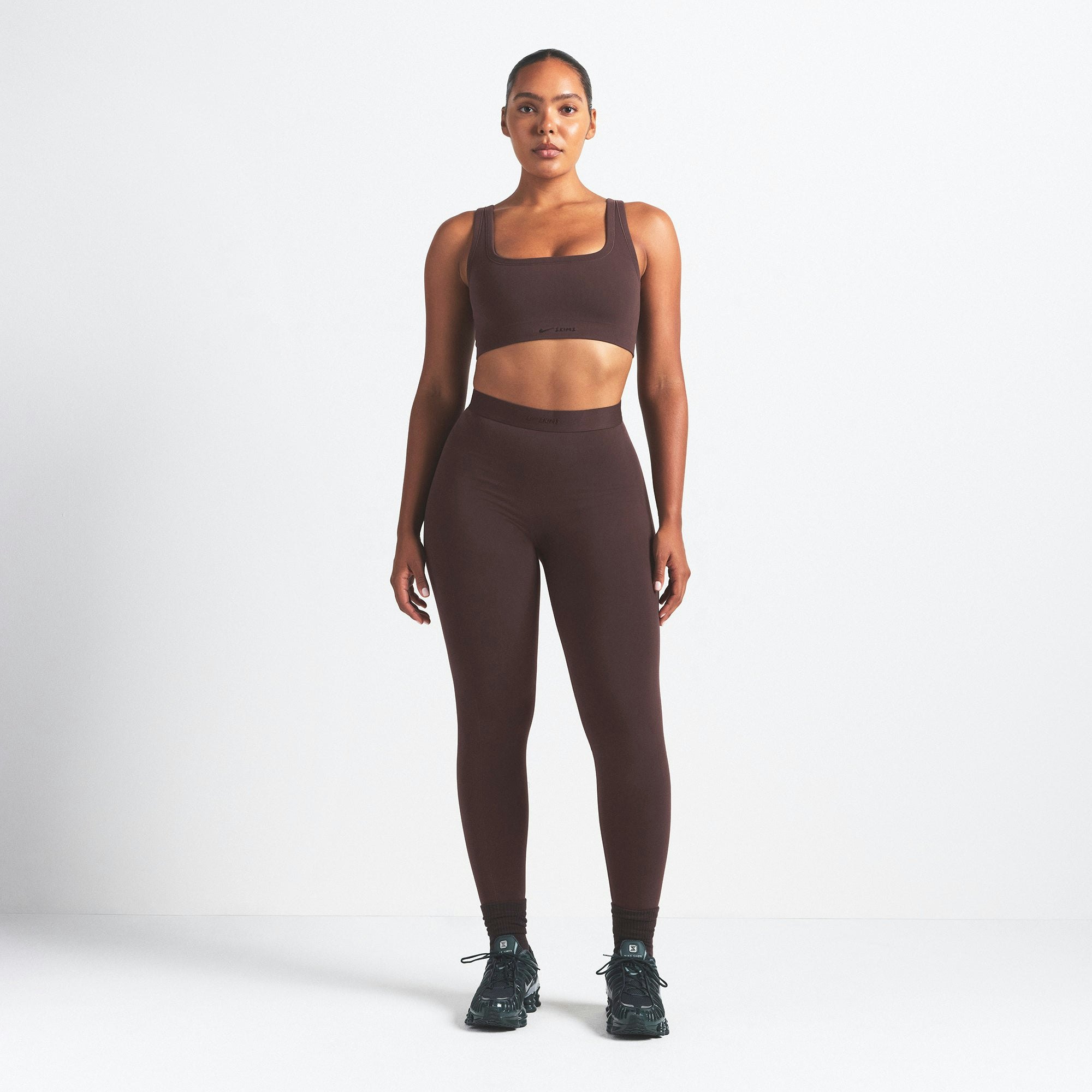 NikeSKIMS VINTAGE SEAMLESS SCOOP NECK BRA - PHOENIX - image 11