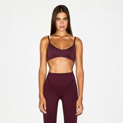 NikeSKIMS MATTE MICRO SCOOP BRA - CURRANT - image 27