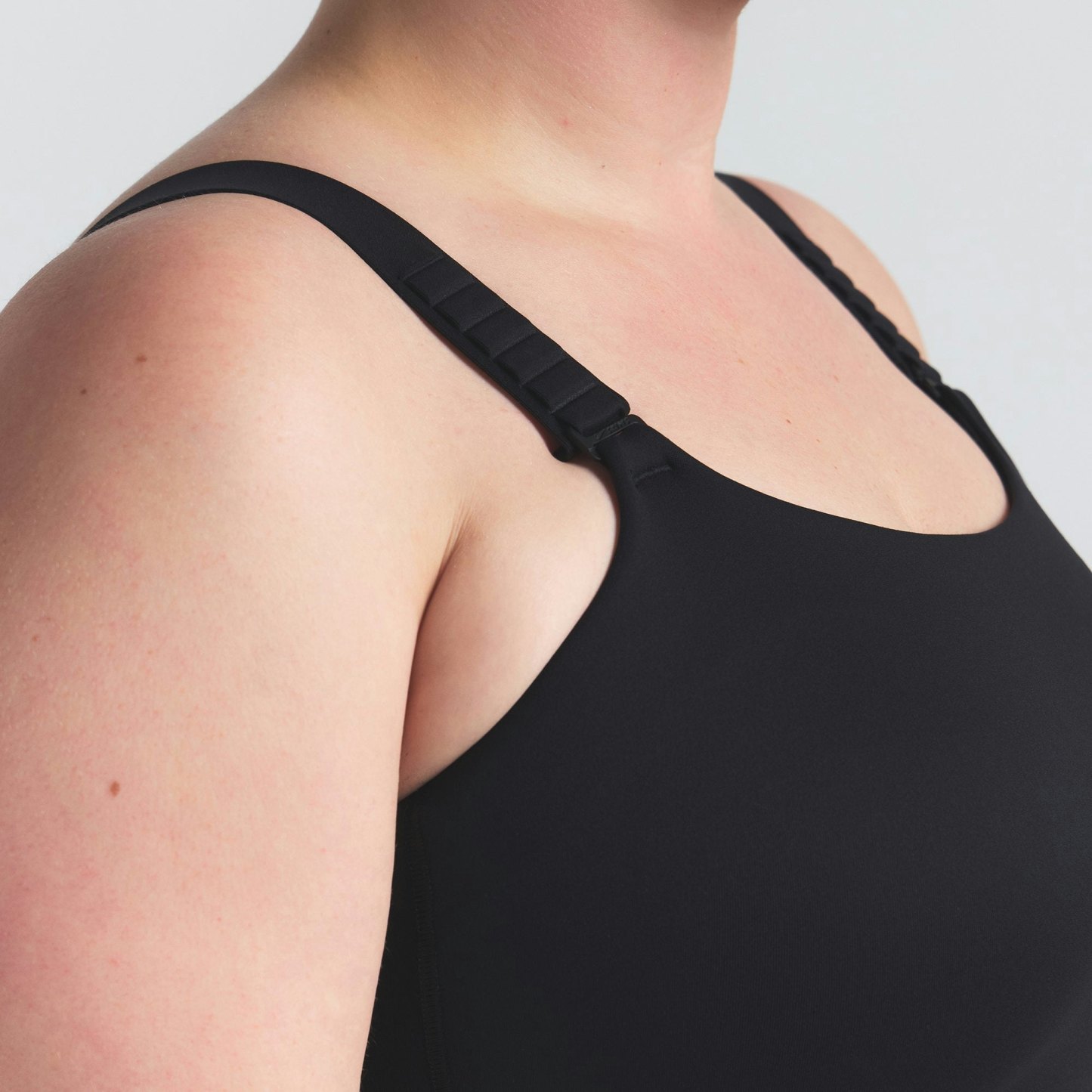 NikeSKIMS MATTE WIDE STRAP BRA - OBSIDIAN - image 6