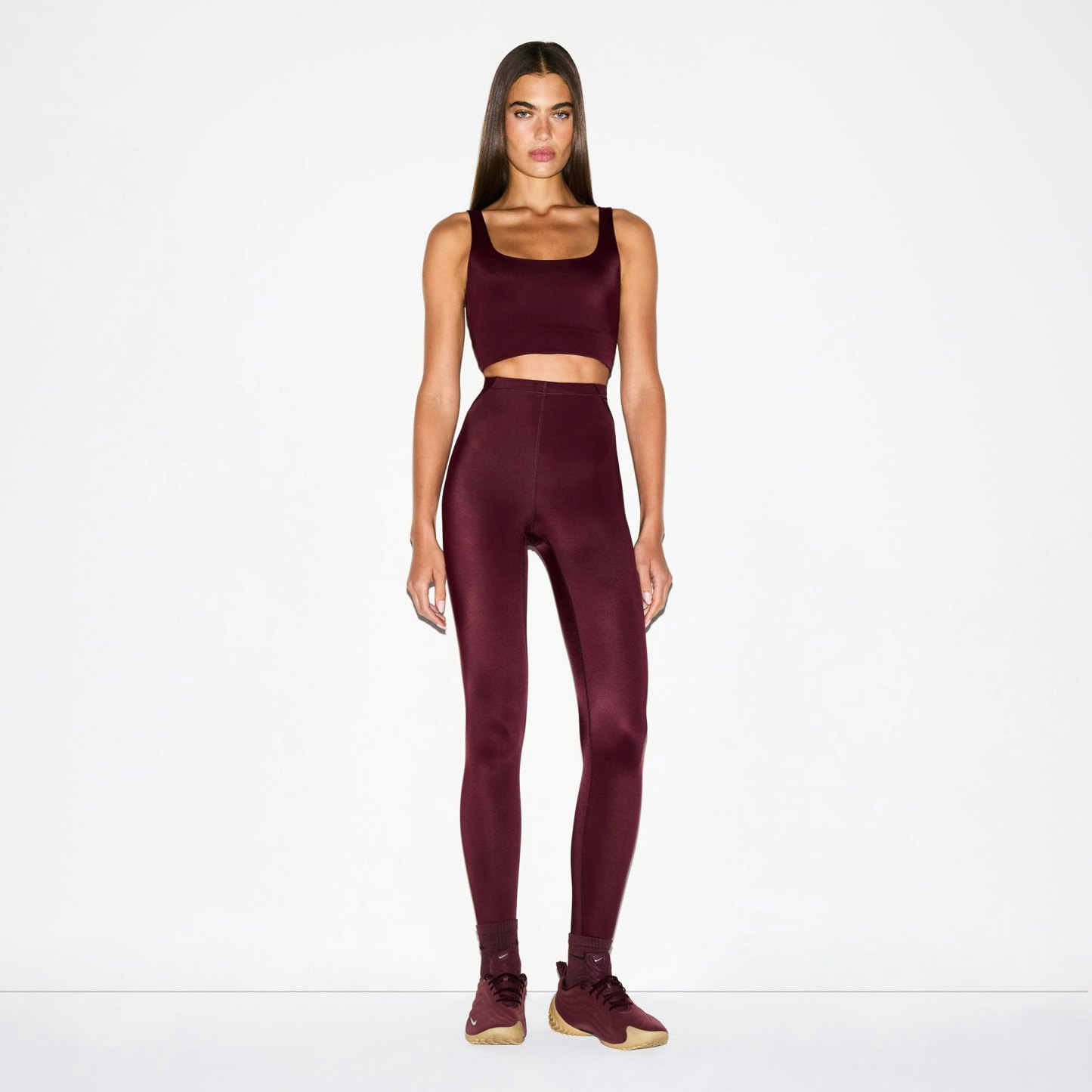 NikeSKIMS SHINE SCOOP NECK BRA TOP - CURRANT - image 27