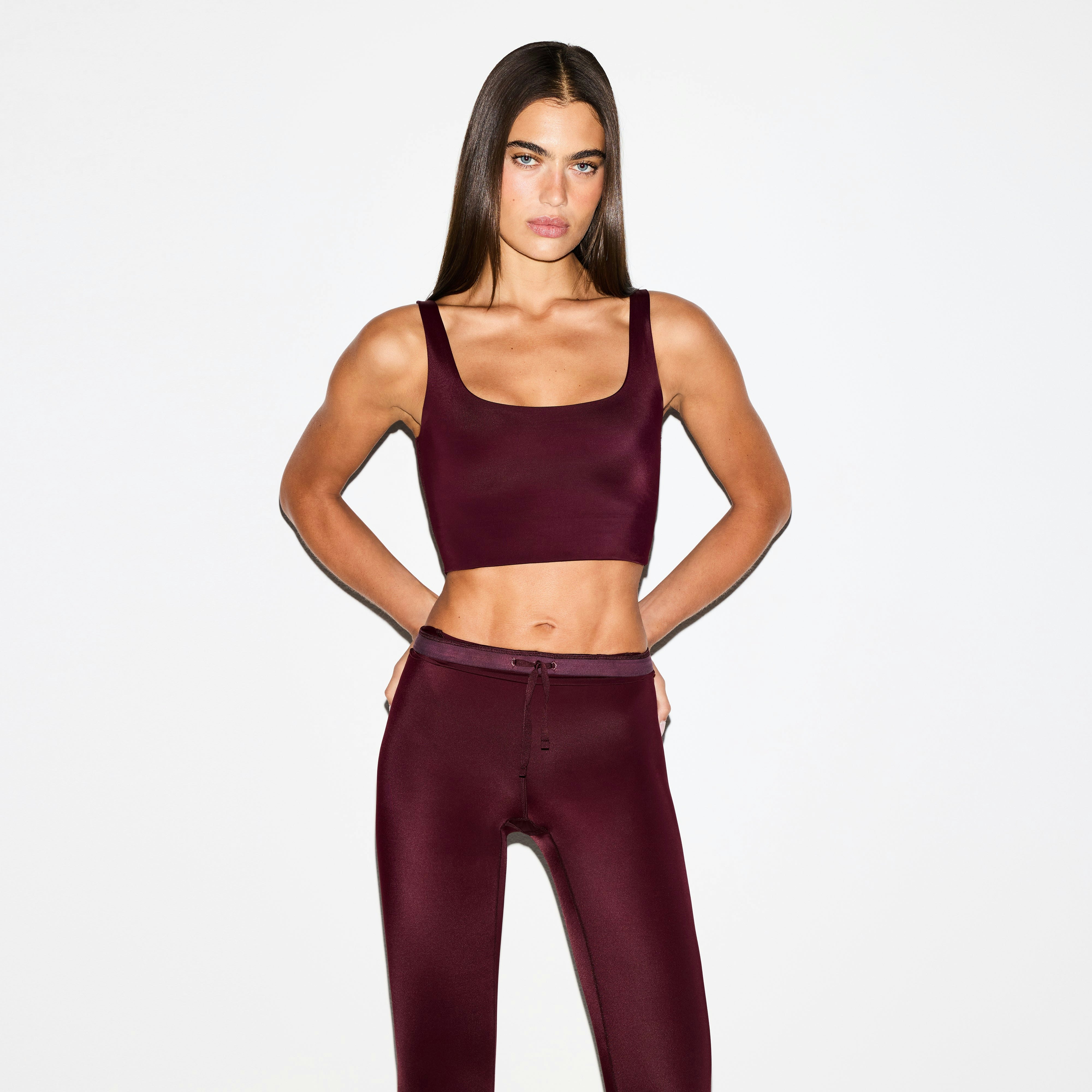 NikeSKIMS SHINE SCOOP NECK BRA TOP - CURRANT - image 28