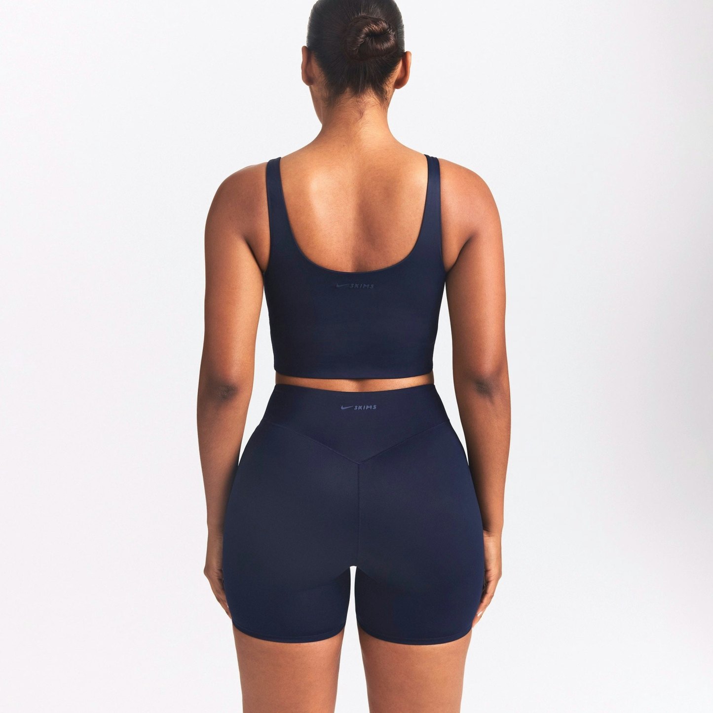 NikeSKIMS SHINE SCOOP NECK BRA TOP - NAVY - image 23