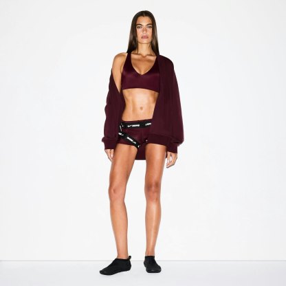 NikeSKIMS SHINE V-NECK BRA - CURRANT - image 20
