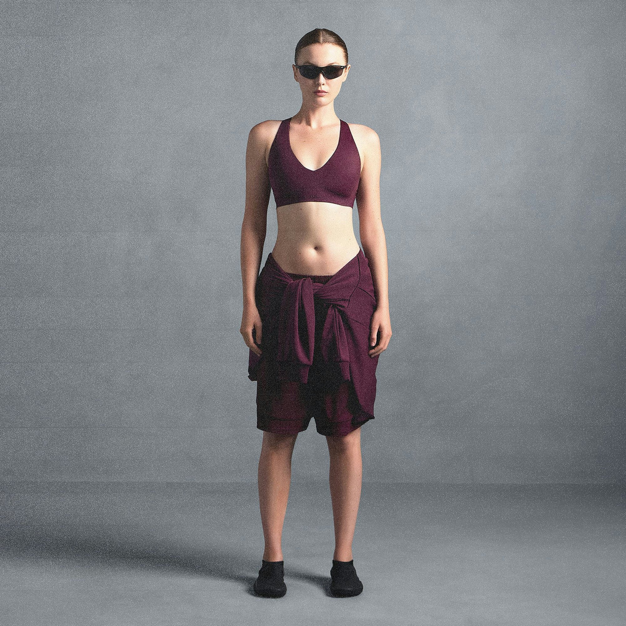NikeSKIMS SHINE V-NECK BRA - CURRANT - image 24
