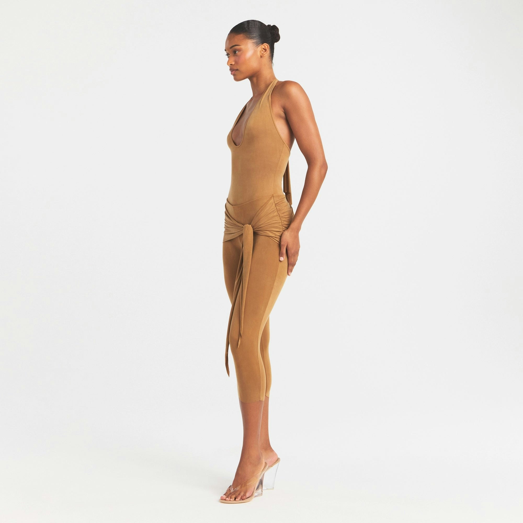 CUPRO JERSEY WRAP CAPRI - ALMOND - image 9