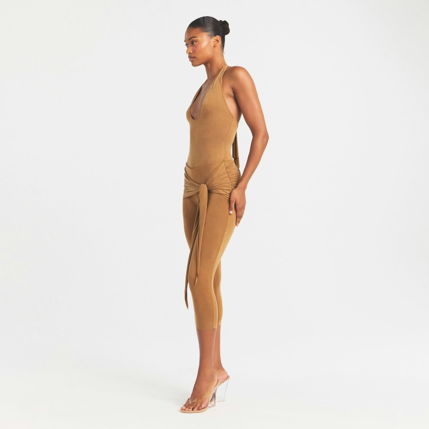 CUPRO JERSEY WRAP CAPRI - ALMOND - image 9