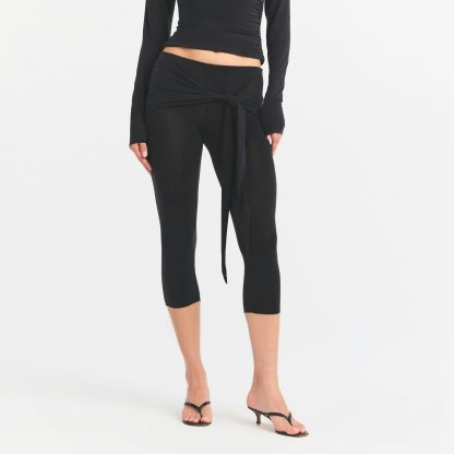 CUPRO JERSEY WRAP CAPRI - OBSIDIAN - image 14