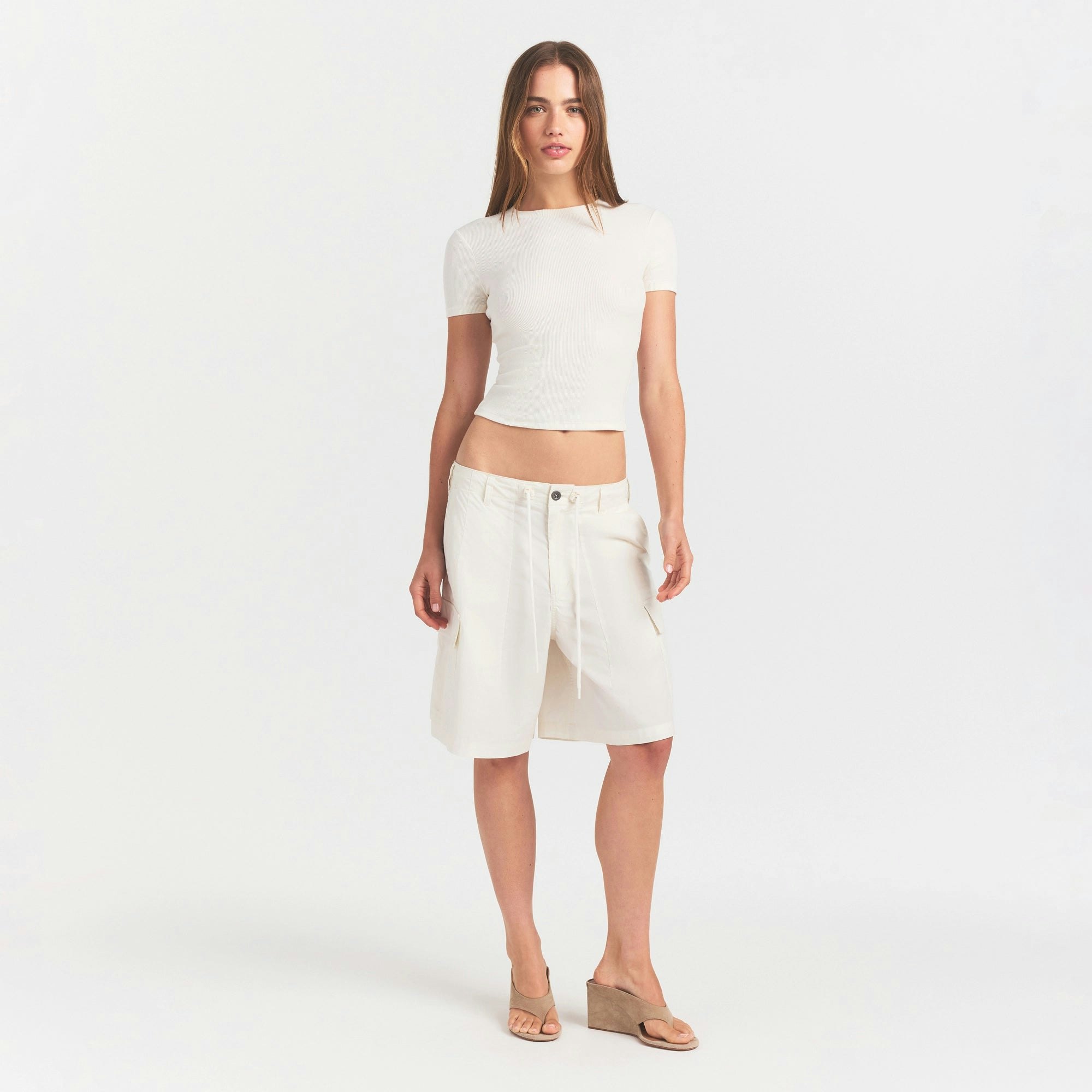 WOVEN COTTON OVERSIZED CARGO SHORT - EGRET - image 11