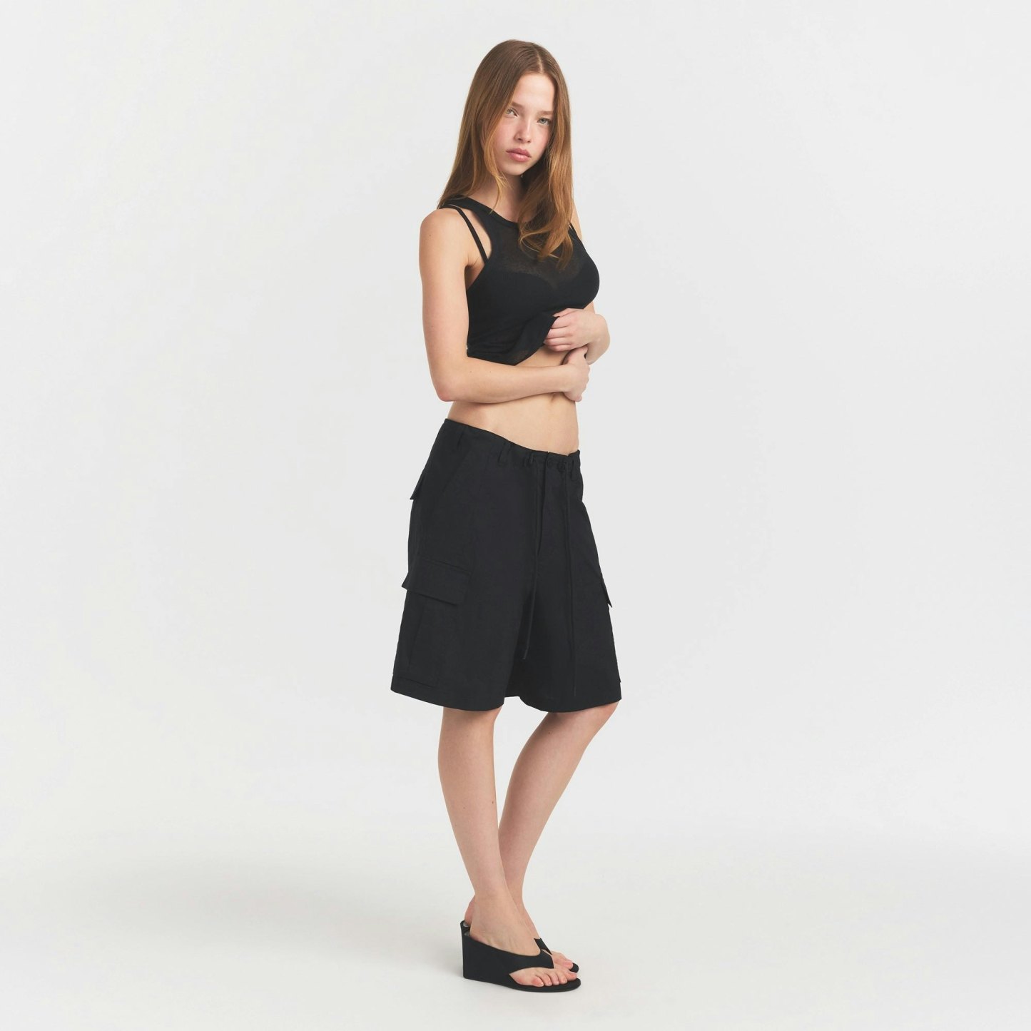 WOVEN COTTON OVERSIZED CARGO SHORT - ONYX - image 3