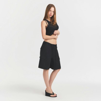 WOVEN COTTON OVERSIZED CARGO SHORT - ONYX - image 3