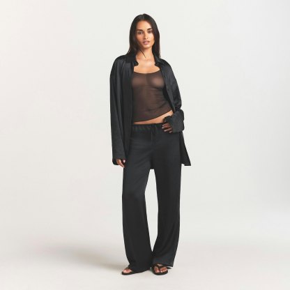 LIGHTWEIGHT SATIN STRAIGHT LEG PANT - OBSIDIAN