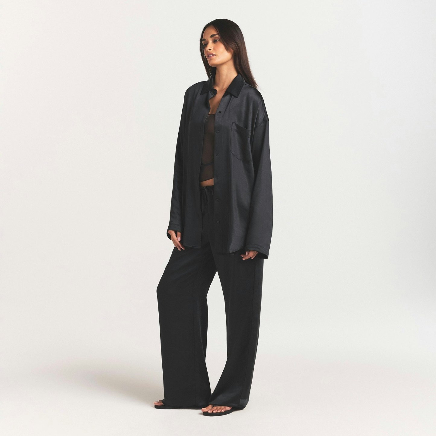LIGHTWEIGHT SATIN OVERSIZED SHIRT - OBSIDIAN - image 3