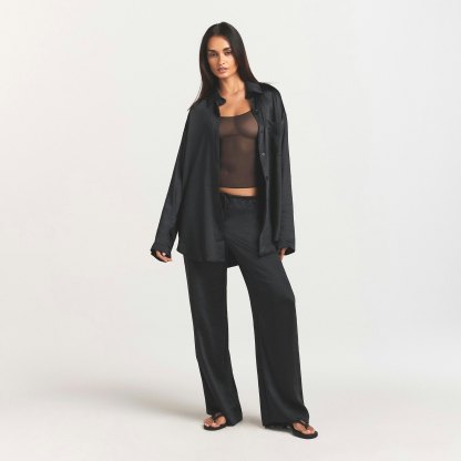 LIGHTWEIGHT SATIN OVERSIZED SHIRT - OBSIDIAN