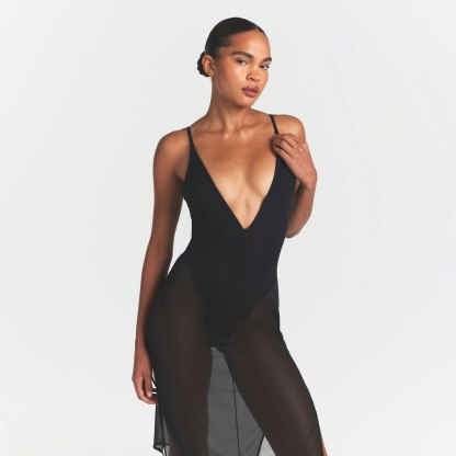 SKIMS BODY MESH PLUNGE MIDI DRESS - ONYX - image 8
