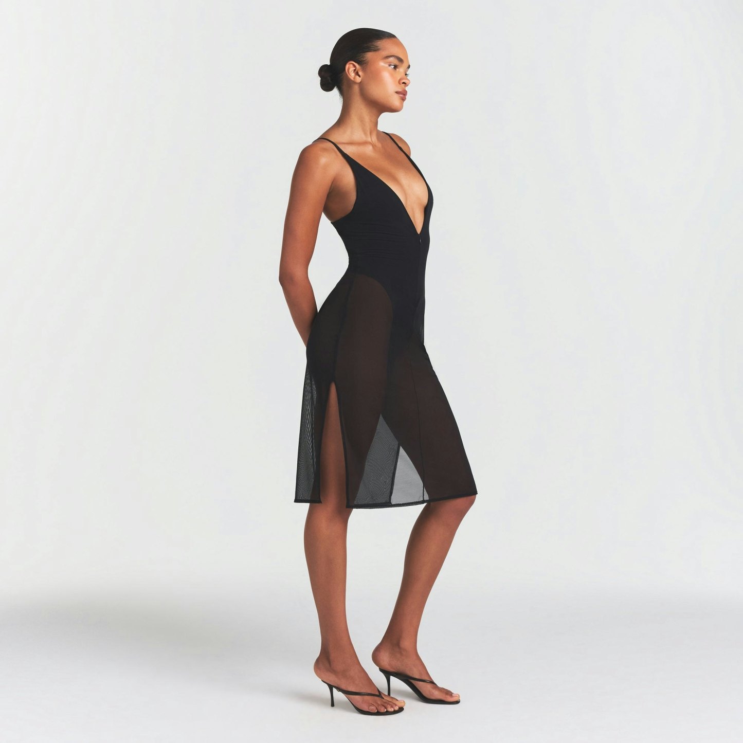 SKIMS BODY MESH PLUNGE MIDI DRESS - ONYX - image 9