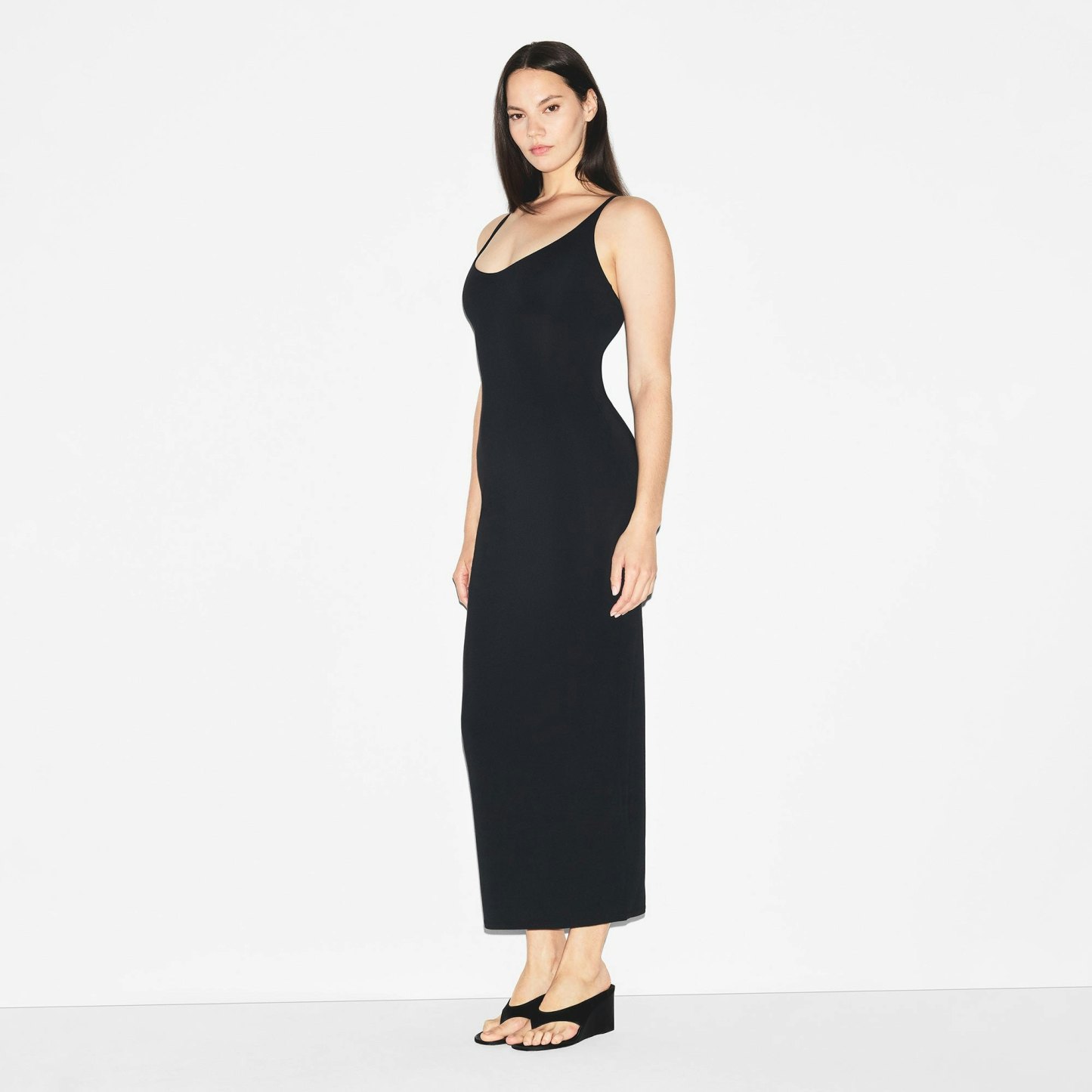 SMOOTH LAYERS SCOOP NECK LONG DRESS - OBSIDIAN - image 2