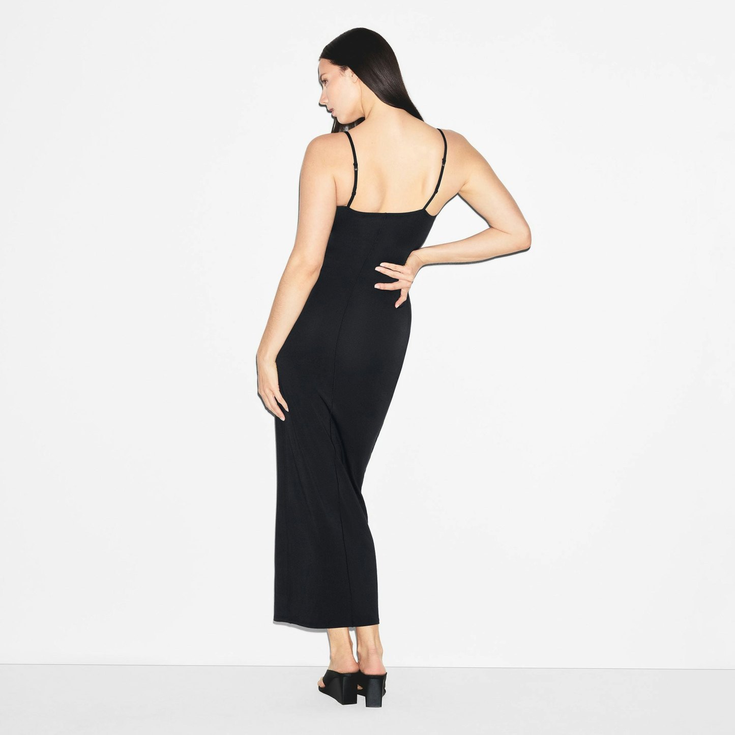 SMOOTH LAYERS SCOOP NECK LONG DRESS - OBSIDIAN - image 3