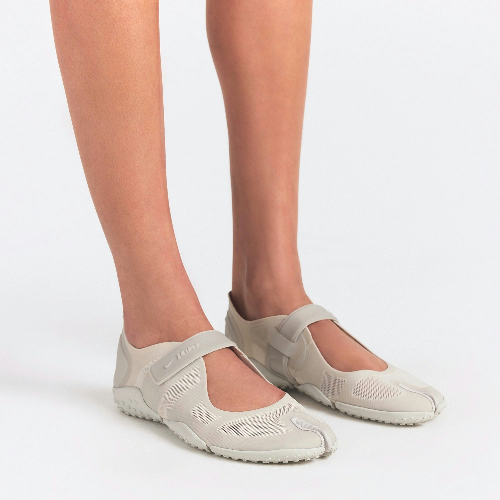 NikeSKIMS FOOTWEAR RIFT MESH - LT BONE - image 30