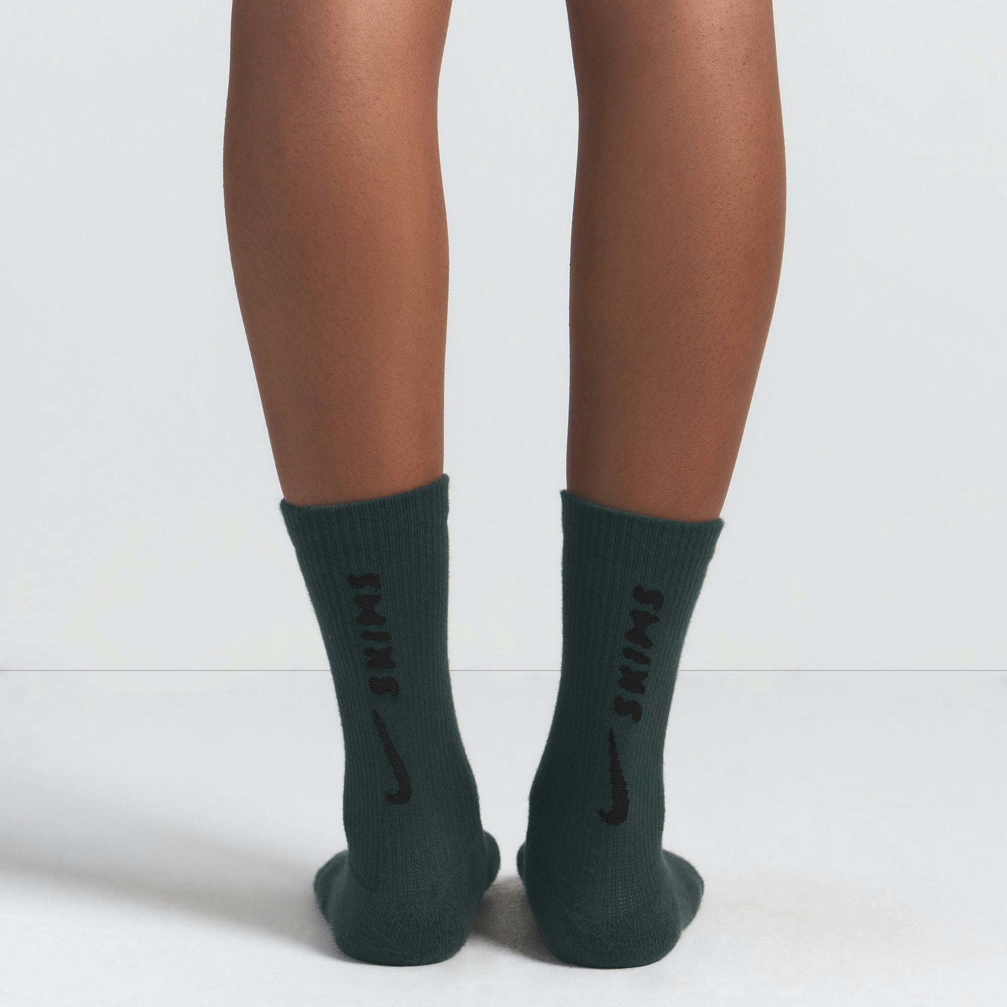 NikeSKIMS ACCESSORIES DRI-FIT™ CREW SOCK 3-PACK - DARK TEAL MULTI