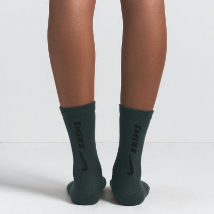 NikeSKIMS ACCESSORIES DRI-FIT™ CREW SOCK 3-PACK - DARK TEAL MULTI