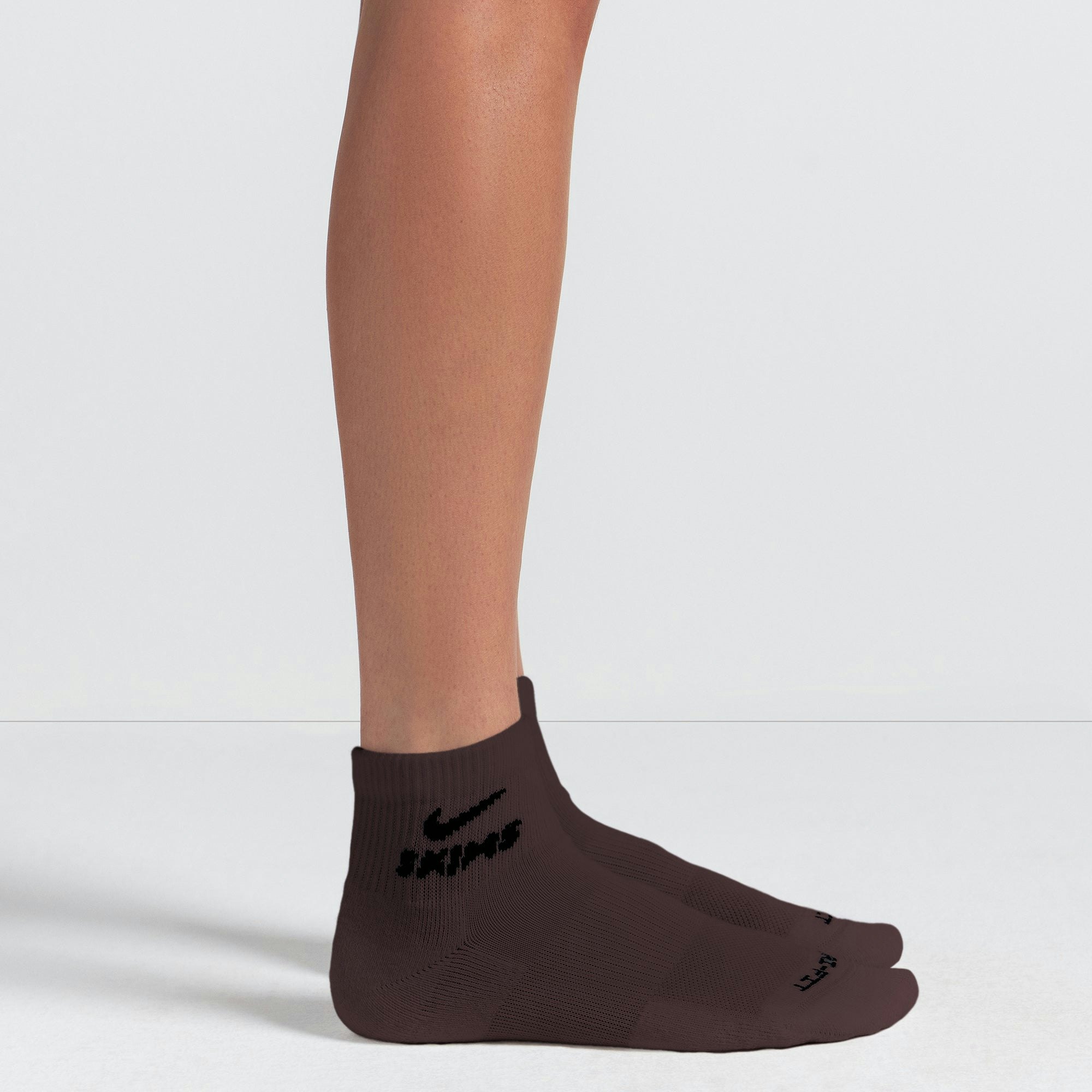 NikeSKIMS ACCESSORIES DRI-FIT™ QUARTER CREW SOCK 3-PACK - DARK SEPIA MULTI