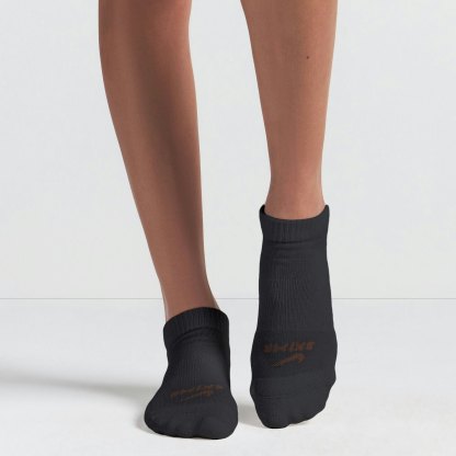 NikeSKIMS ACCESSORIES DRI-FIT™ ANKLE SOCK 3-PACK - DARK SEPIA MULTI
