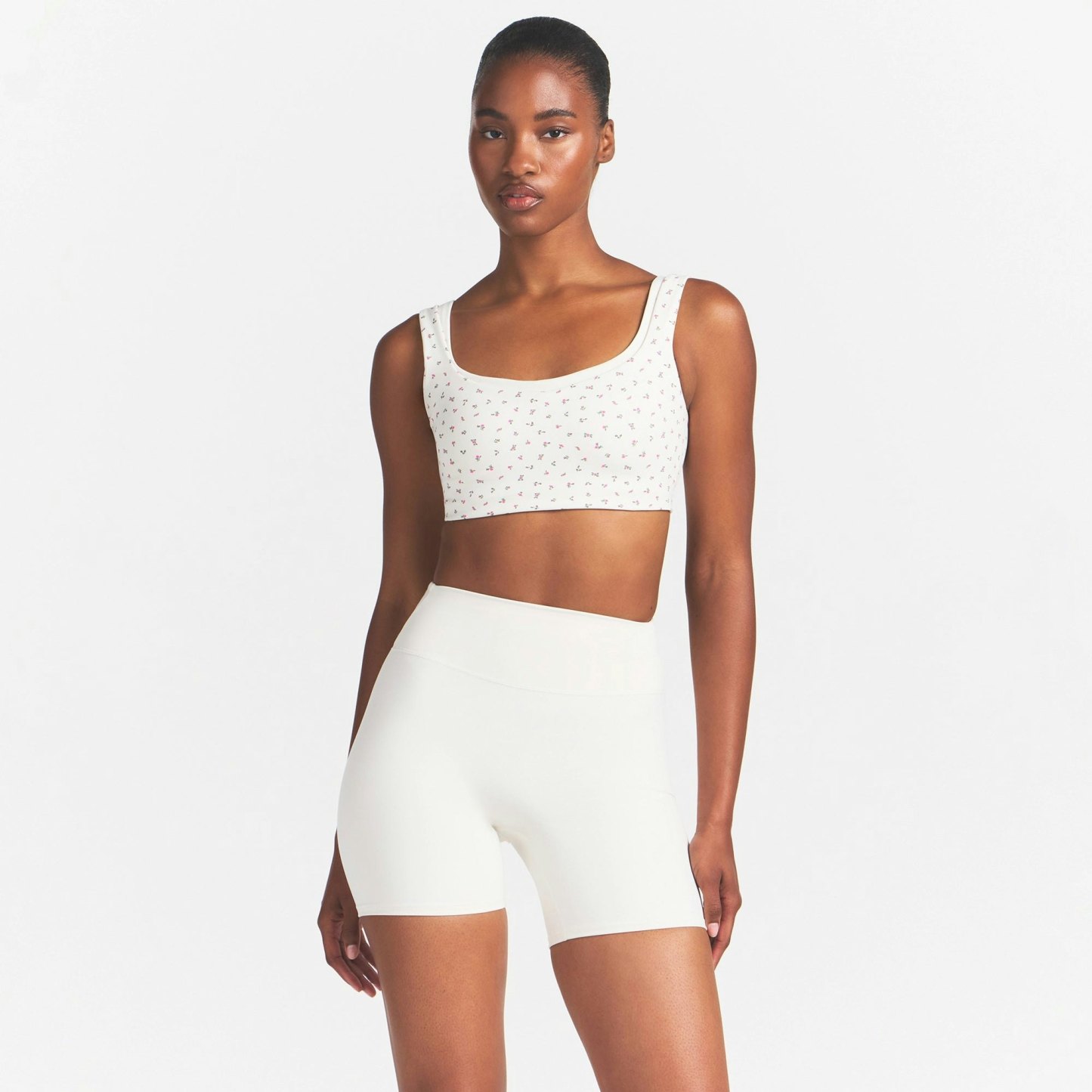 NikeSKIMS MATTE 5" BIKER SHORT - IVORY - image 12