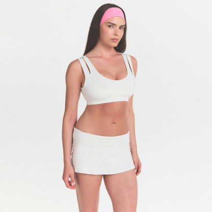 NikeSKIMS MATTE DOUBLE STRAP SCOOP BRA - IVORY - image 2