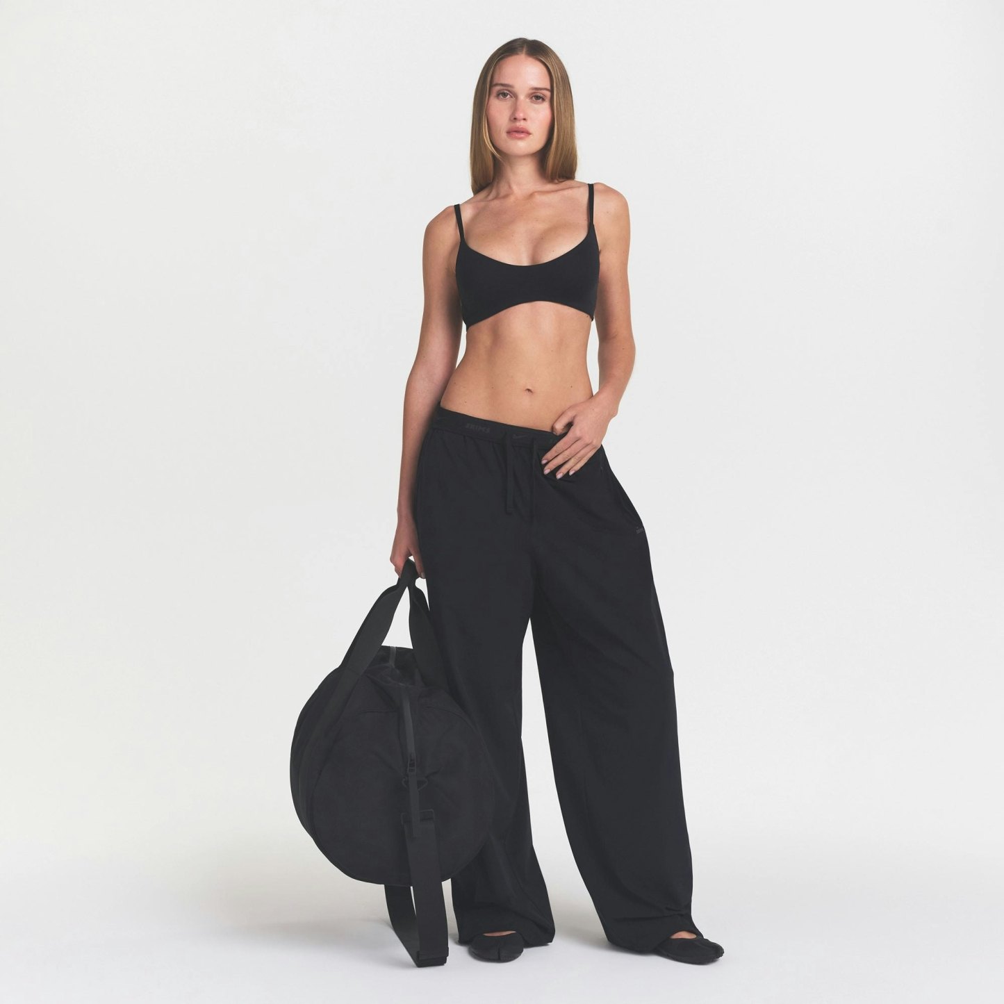 NikeSKIMS MATTE MICRO SCOOP BRA - OBSIDIAN - image 41