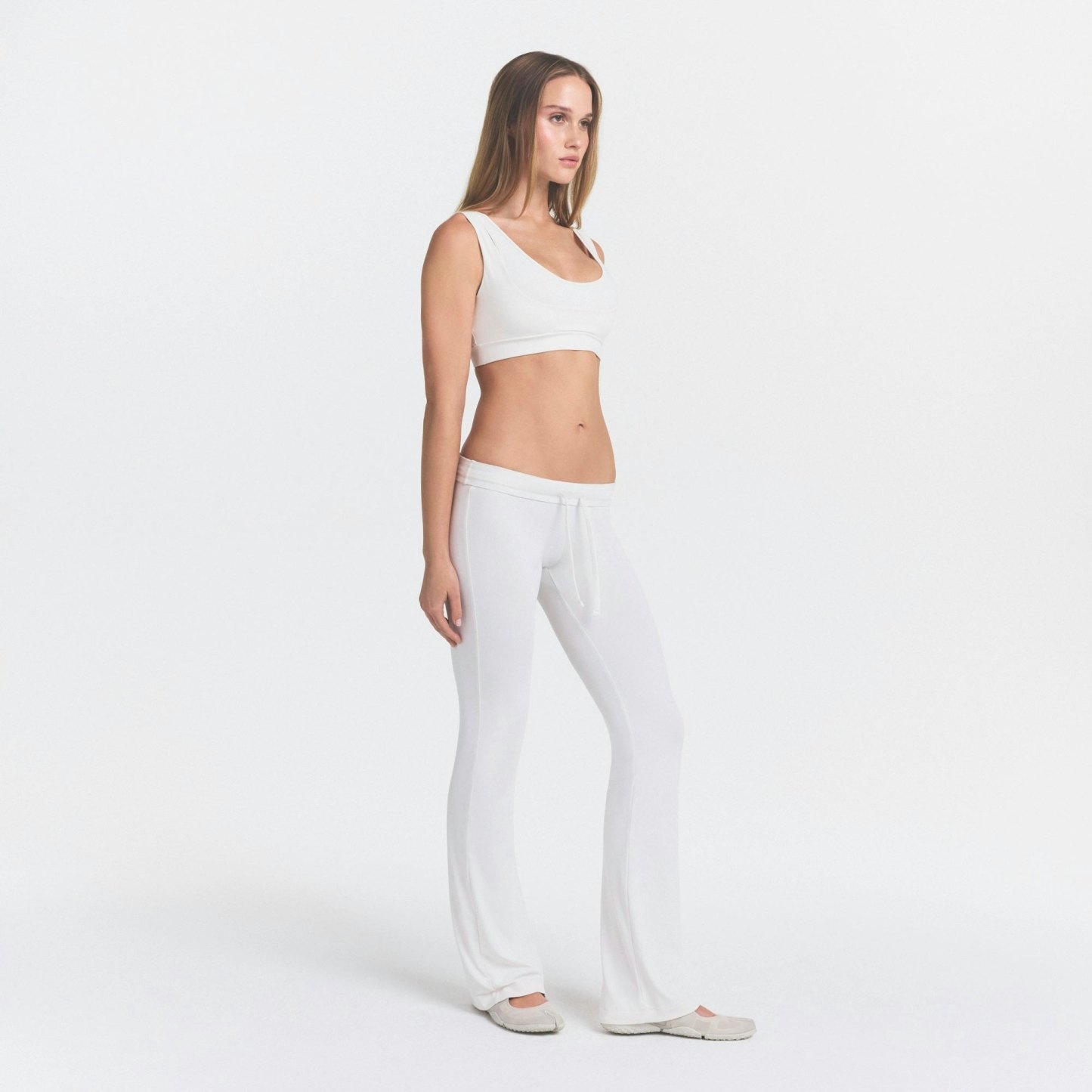 NikeSKIMS AIRY DRI-FIT™ LOW RISE MINI FLARE PANT - IVORY - image 2