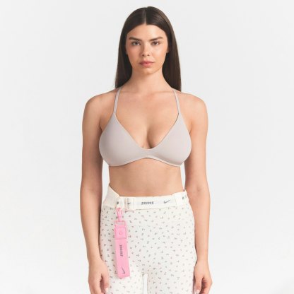 NikeSKIMS STUDIO STRETCH T-BACK TRIANGLE BRA - LINEN - image 8
