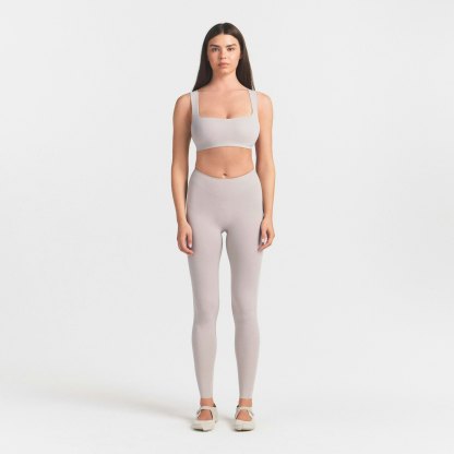 NikeSKIMS STUDIO STRETCH RACER BACK BRA - LINEN