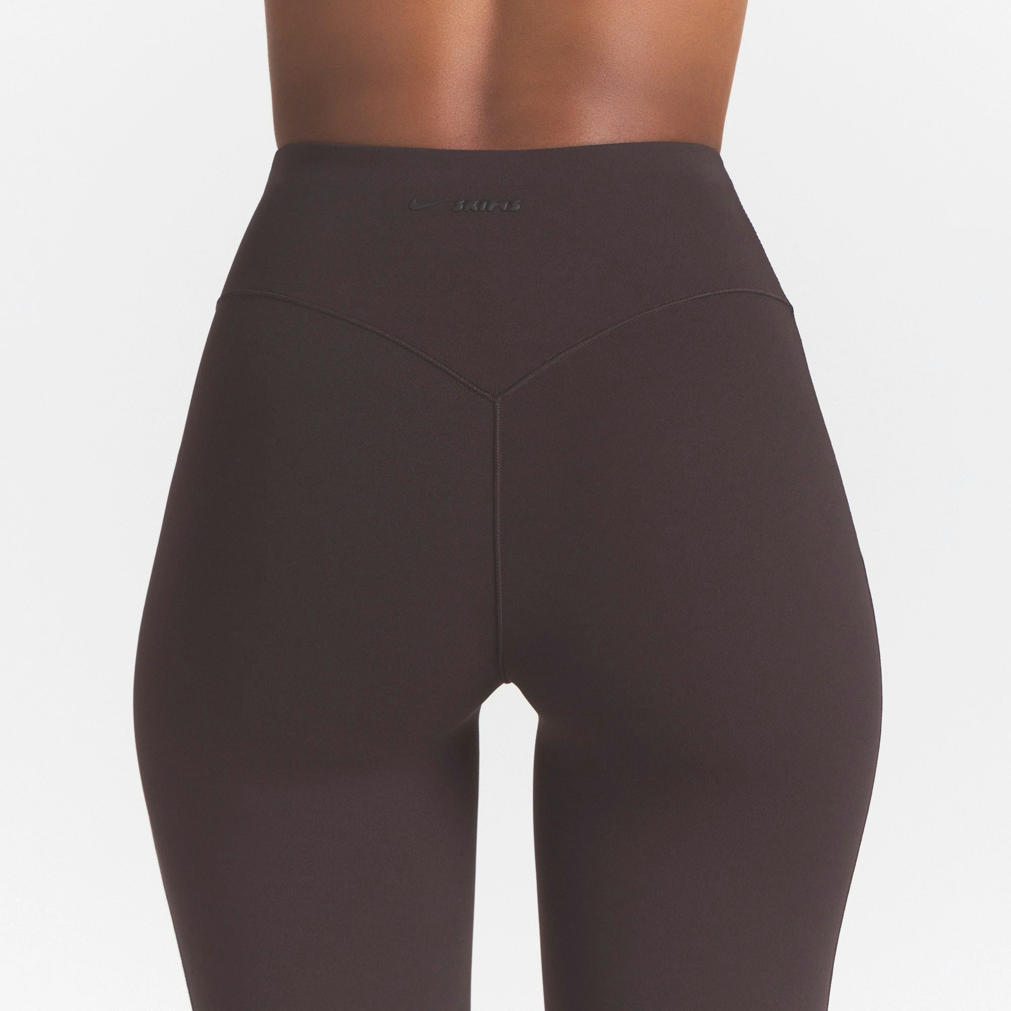 NikeSKIMS STUDIO STRETCH 26" LEGGING - DARK ROAST - image 15